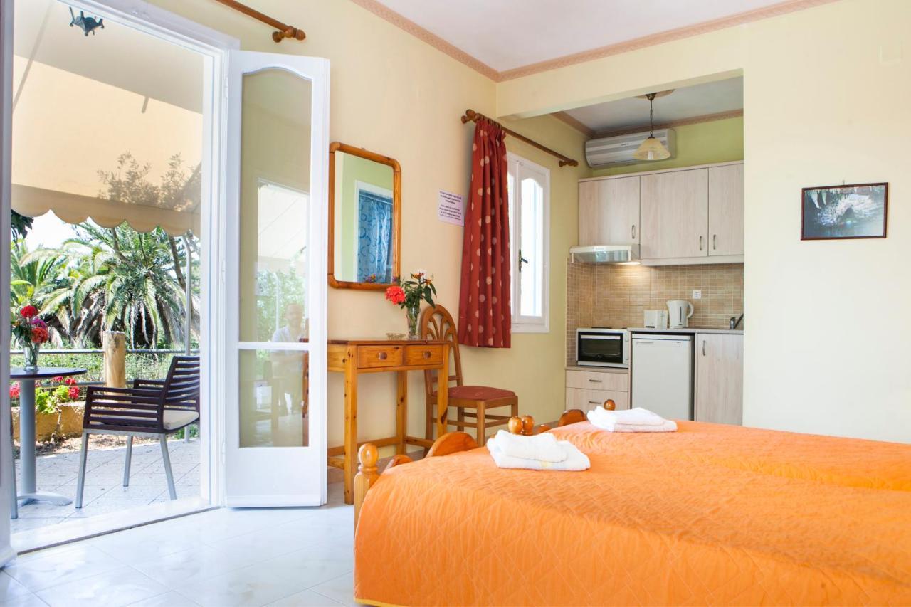 Tzivras Villa&Apartments Lassi  Rum bild